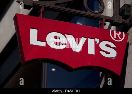 Segno per negozio di abbigliamento Levi's. Foto Stock