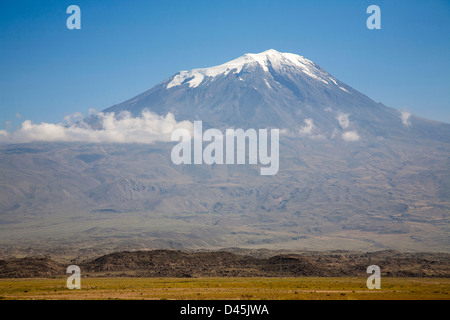 Monte Ararat, dogubayazit, nord-Anatolia orientale, Turchia, Asia Foto Stock