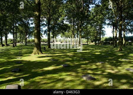 Langemarck cimitero tedesco nelle Fiandre una prima Guerra Mondiale sito Foto Stock