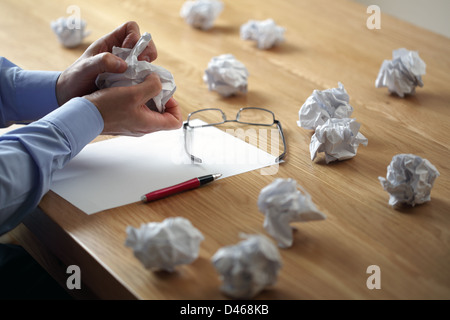 Sollecitazione di frustrazione e scrittori di blocco Foto Stock