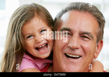 Ritratto del nonno con la nipote Foto Stock