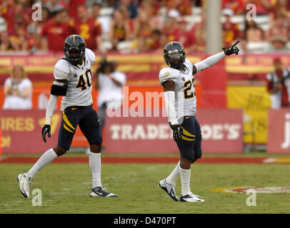 Sett. 22, 2012 - Los Angeles, CA, Stati Uniti d'America - 22 settembre {anno} Los Angeles, CA..California Golden Bears defensive back (23) Josh Hill durante il NCAA Football gioco tra la USC Trojans e la California Golden Bears al Colosseo in Los Angeles, California. L'USC Trojans sconfiggere la California Golden Bears 27-9..(Credito: Jose Marin / MarinMedia / Cal Sport Media) Foto Stock