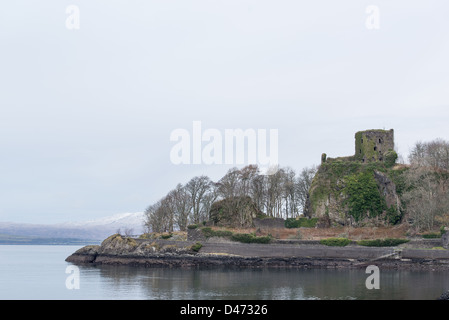 Dunollie castello vicino a Oban, accanto a Firth of Lorn, Scozia. Foto Stock