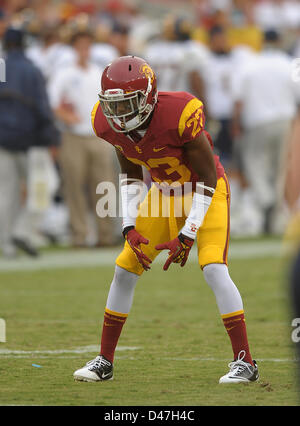 Sett. 22, 2012 - Los Angeles, CA, Stati Uniti d'America - 22 settembre {anno} Los Angeles, CA..USC Trojans angolo schienale (23) Kevon Seymour durante il NCAA Football gioco tra la USC Trojans e la California Golden Bears al Colosseo in Los Angeles, California. L'USC Trojans sconfiggere la California Golden Bears 27-9..(Credito: Jose Marin / MarinMedia / Cal Sport Media) Foto Stock