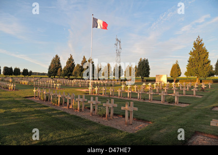 Francese Cimitero Nazionale a Maurepas, Somme, Francia. Foto Stock