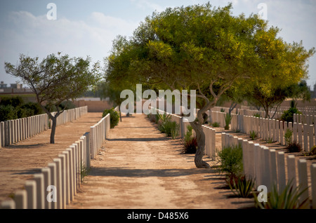 Tombe di guerra nel Deserto del Sahara al Commonwealth cimitero di El Alamein, Egitto Foto Stock