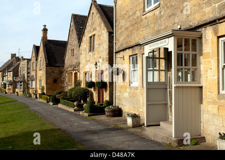 High Street, Broadway, Worcestershire, England, Regno Unito Foto Stock