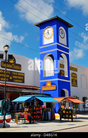 Costa Maya Messico spiaggia dei Caraibi Porto Crocieristico Area dello Shopping Foto Stock