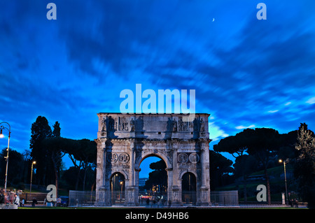 Arco di Costantino dalla Roma antica area archeologica Foto Stock