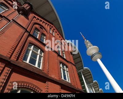 Amburgo, in Germania, Heinrich-Hertz-Turm e la Fiera di Amburgo Foto Stock