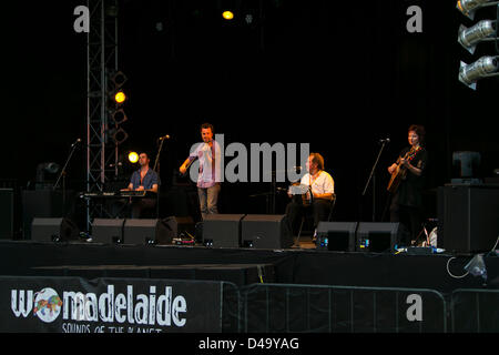 Adelaide, Australia del Sud. 8 Marzo, 2013. La famiglia Savoia cajun della Louisiana eseguire a WOMADelaide 2013 tenutasi tra 8 - 11 Marzo 2013 ad Adelaide nel Sud Australia (credito Immagine: © Gary Francesco/ZUMAPRESS.com/Alamy Live News) Foto Stock