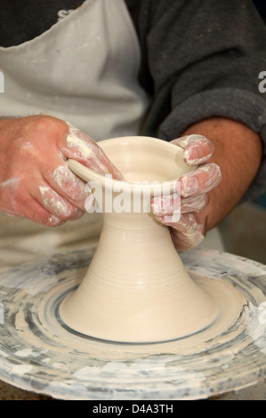 Potter lavorando in ceramica, Muğla Provincia, Turchia Foto Stock