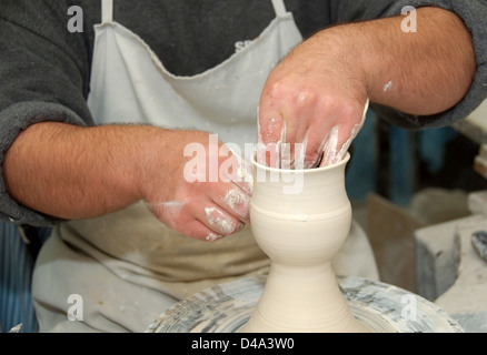 Potter lavorando in ceramica, Muğla Provincia, Turchia Foto Stock