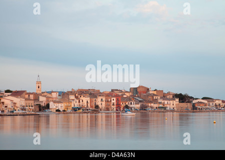 Porto, Bouzigues, sull'Etang de Thau, Languedoc Roussillon, Francia. Foto Stock