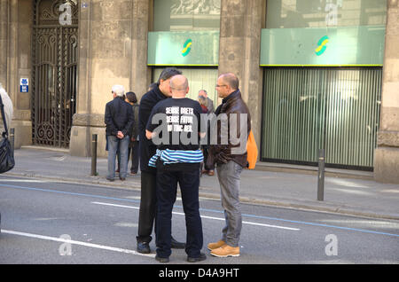 Barcellona (Spagna), 10 marzo 2013. Protesta contro lo spagnolo e il governo catalano benessere tagli dovuti alla crisi economica e l' imposizione di austerità come rimedio per risolvere la crisi. Il cartello dice "senza diritti e senza futuro, non ho nulla" Foto Stock