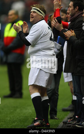 JAMES CORDEN VINCE IL CELEB RIGORI INGHILTERRA V ITALIA. RBS 6 Nazioni campionato Stadio di Twickenham Londra Inghilterra REGNO UNITO 10 Foto Stock