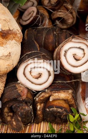 Salsiccia sarda al mercato degli agricoltori Sassari Sardegna Foto Stock