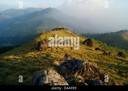 Ponmudi colline sulla Western Ghats gamma della montagna in India del Sud , Kerala Foto Stock