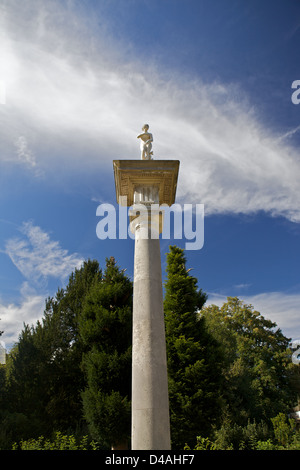 Colonne doriche a Chiswick House e giardini, London, Regno Unito Foto Stock