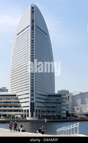 A forma di vela Yokohama Grand Intercontinental Hotel in MM21 waterfront complessa, Yokohama, Giappone. Foto Stock