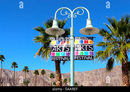 Palm Springs, California, Stati Uniti d'America. Il 10 marzo 2013. 31 La quinta Arts Festival si svolge dal 7 Marzo al 10, 2013. Classificato come numero uno nella nazione da Arte Fiera Sourcebook. Credito: Lisa Werner / Alamy Live News Foto Stock