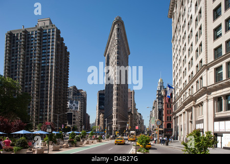 FLATIRON BUILDING (©Daniel Burnham & CO 1902) Fifth Avenue di Manhattan A NEW YORK CITY USA Foto Stock