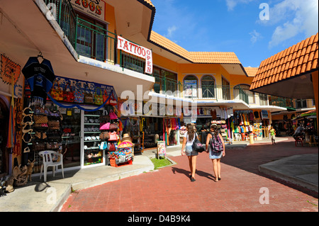 Area dello Shopping Cozumel Messico nave da crociera Port Foto Stock