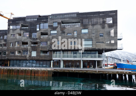 Appartamenti e uffici su old custom house quay 17 sondre tollbodgata troms Tromso Norvegia europa Foto Stock