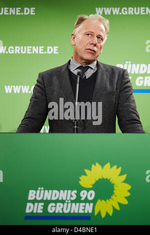 Berlino, Germania. 11 marzo, 2013. Il Partito dei Verdi Kanzlerkandidat,, Juergen Trittin (verdi), dà una conferenza stampa presso la parte ufficio nazionale a Berlino. Sulla foto: Juergen Trittin, Gruene Spitzenkandidat. Foto Stock