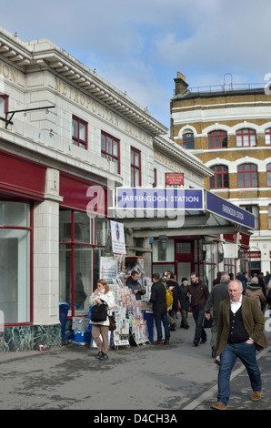 Farringdon stazione ferroviaria, Londra, Regno Unito. Foto Stock