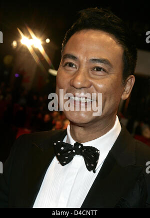 Hong Kong attore Simon Yam arriva per la premiere del suo film "Il passero' alla 58a Berlino Internatonal Film Festival di Berlino, Germania, 11 febbraio 2008. Il film corre in concorrenza per la Silver e Golden porta alla 58th Berlinale. Foto: Arno Burgi Foto Stock