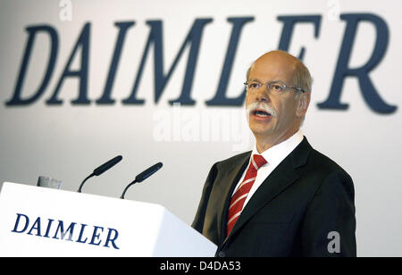 Il CEO di Daimler Dieter Zetsche parla presso la sede di riunione generale annuale presso l'International Congress Centrum (ICC) di Berlino, 09 aprile 2008. Daimler vuole continuare il suo coinvolgimento con EADS e Chrysler. Foto: WOLFGANG KLUMM Foto Stock