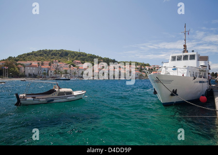 Isola di Korcula e tour in barca prelevare i passeggeri Foto Stock