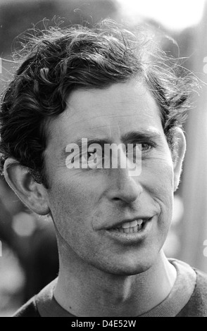 Ritratto di Prince Charles che gioca a Polo all'Ham Polo Club Surrey, Regno Unito, anni ottanta. 1981 HOMER SYKES Foto Stock