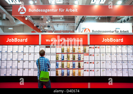 Hannover, Germania, sul mercato del lavoro alla fiera industriale di Hannover Foto Stock