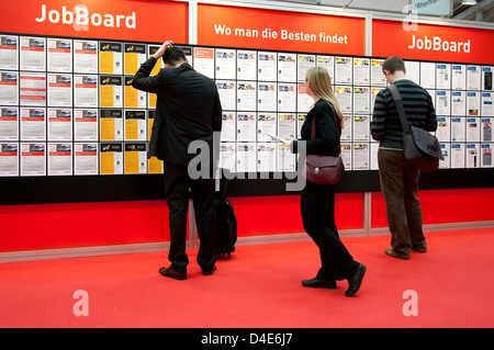 Hannover, Germania, sul mercato del lavoro alla fiera industriale di Hannover Foto Stock