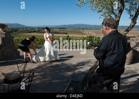 A Sonoma, USA, Wedding photography presso la tenuta di una cantina nella Napa Valley Foto Stock