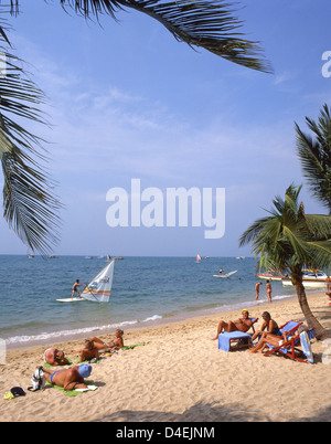 Spiaggia di Pattaya, Pattaya, Chonburi Provincia, Thailandia Foto Stock