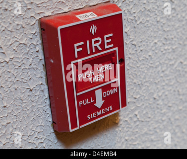 Allarme incendio pull station Foto Stock