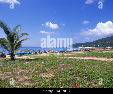 Baia Karon Beach, Karon, Phuket, Provincia di Phuket, Tailandia Foto Stock