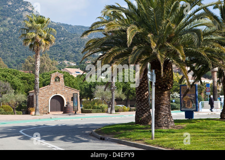 Escursioni in bicicletta Corniche des Maures tra Le Lavandou e Cavalaire : Saint Clair Foto Stock