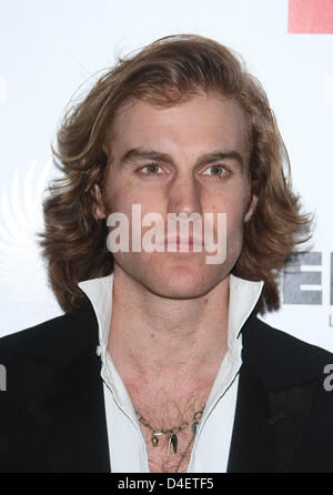 JAMES CARTWRIGHT vinile lo screening di gala Leicester Square Londra Inghilterra Regno Unito 12 marzo 2013 Foto Stock