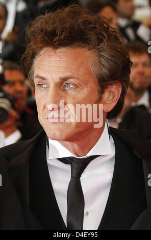 Noi attore Sean Penn, presidente della giuria arriva per la premiere del film "ciò che è appena successo?' sulla chiusura notturna del 2008 Festival de Cannes international film festival di Cannes, Francia, 25 maggio 2008. Foto: Hubert Boesl Foto Stock