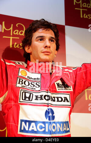 Tokyo, Giappone. 13 marzo 2013. La cera figura ofAyrton Senna, un brasiliano racing driver, viene visualizzato durante un briefing con la stampa organizzato per l'apertura del Museo delle cere di Madame Tussauds Tokyo museo della cera in Odaiba, presso Tokyo, 13 marzo 2013. Il Madame Tussauds di Tokyo, che è la quattordicesima filiale permanente del mondo famoso British Wax Museum, sarà aperto al pubblico il 15 marzo 2013. Nonché celebrità internazionali e le royalty il museo giapponese offre anche locali di star del calcio Kazuyoshi Miura. Credito: Aflo Co. Ltd. / Alamy Live News Foto Stock