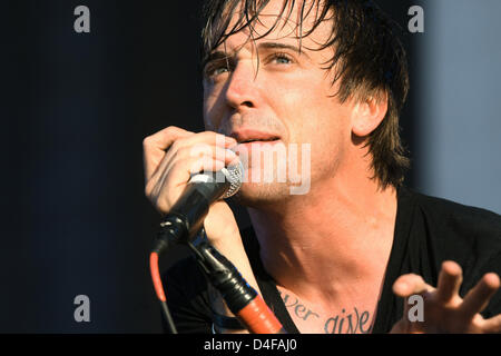 Cantante della band canadese "Billy Talent" Benjamin Kowalewicz esegue al Southside Festival 2008 in Neuhausen ob Eck, Germania, 22 giugno 2008. 45.000 visitatori hanno partecipato i tre giorni di festival di musica. Gli stili di musica variava da reggae di hip-hop e punk. Foto: Marc Mueller Foto Stock