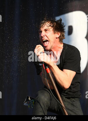 Cantante della band canadese "Billy Talent" Benjamin Kowalewicz esegue al Southside Festival 2008 in Neuhausen ob Eck, Germania, 22 giugno 2008. 45.000 visitatori hanno partecipato i tre giorni di festival di musica. Gli stili di musica variava da reggae di hip-hop e punk. Foto: Marc Mueller Foto Stock