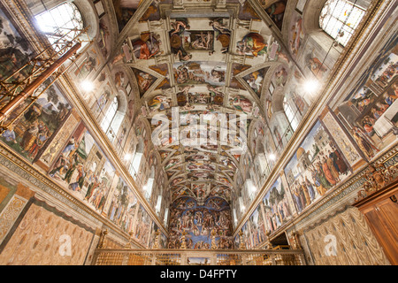 Città del Vaticano, Roma, Italia, 8 marzo, 2013. Cappella Sistina dipinta da Michelangelo Buonarroti. Foto Stock