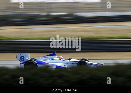 Marzo 12, 2013 - Birmingham, Alabama, Stati Uniti - Indycar test al Barber Motorsport Park, Birmingham,AL, 11-13 marzo 2013, Sebastian Saavedra, Dragon Racing (credito Immagine: © Ron Bijlsma/ZUMAPRESS.com) Foto Stock