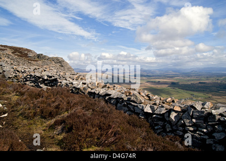 Età del ferro case, tre'r Ceiri, Hill Fort, Yr Eifl montagne, Lleyn Peninsula, Gwynedd, il Galles del Nord. Foto Stock