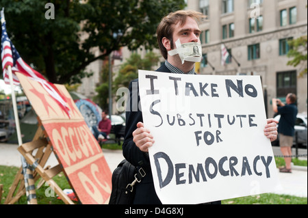 Washington DC, Stati Uniti d'America, la professione di McPherson Square occupano il movimento Foto Stock